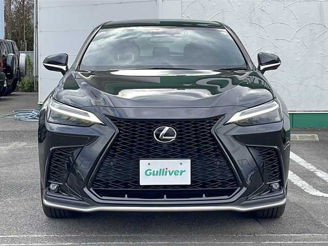 レクサス ＮＸ 350h Fスポーツ 徳島県 2023(令5)年 3.1万km グラファイトブラックガラスフレーク 純正ナビ/(AM.FM.BT.フルセグ.カープレイ)/3眼ヘッドライト/デジタルインナーミラー/全周囲カメラ/純正20インチアルミ/ステアリングヒーター/前席シートヒーター/前席エアシート/レーダークルコン/ドラレコ/パワーバッグドア