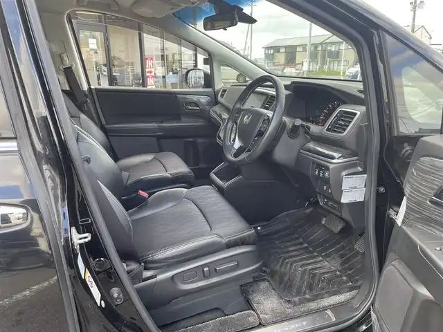 ホンダ オデッセイ アブソルート EX 新潟県 2014(平26)年 7.1万km クリスタルブラックパール 純正8インチナビ：VXM-155VFEi/（CD/DVD/FM/AM/Bluetooth）/フルセグTV/衝突軽減ブレーキ(CTBA)/両側電動スライドドア/バックカメラ/LEDヘッドライト/ハーフレザーシート/パワーシート/スペアキー×1/プッシュスタート/ビルトインETC/フォグランプ/シガーソケット/電動格納ミラー