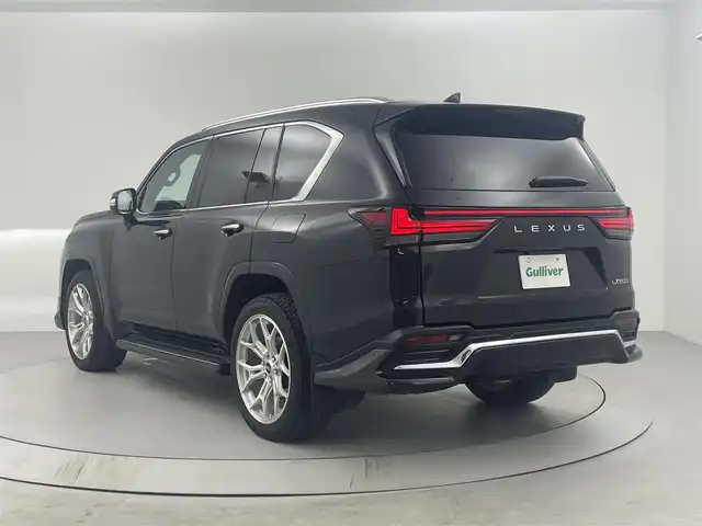 レクサス ＬＸ 600 熊本県 2023(令5)年 3.4万km グラファイトブラックガラスフレーク 禁煙車/サンルーフ/モデリスタエアロ（フロント・サイド・リア）/衝突被害軽減ブレーキ/レーンキープアシスト/純正ナビ/AM/FM/USB/フルセグTV/Bluetooth/AppleCarPlay/ レザーシート/パワーシートD/N/シートメモリー/シートヒーター全席/エアシート全席/全席独立オートエアコン/追従式クルーズコントロール/エアーサスペンション/ヘッドアップディスプレイ/ウッドコンビ本革巻きステアリング/指紋認証セキュリティー/ステアリングリモコン/パドルシフト/オートブレーキホールド/コンソールクールボックス/ブラインドスポットモニター/ステアリングヒーター/置くだけ充電/ビルトインETC2.0/床下透過機能/アンビエンスライト/MarkLevinsonスピーカー/TWS22インチアルミホイール/LEDヘッドライト/カーテンエアバッグ/トノカバー/スマートキー/スペアキー、カードキー/保証書/取扱説明書