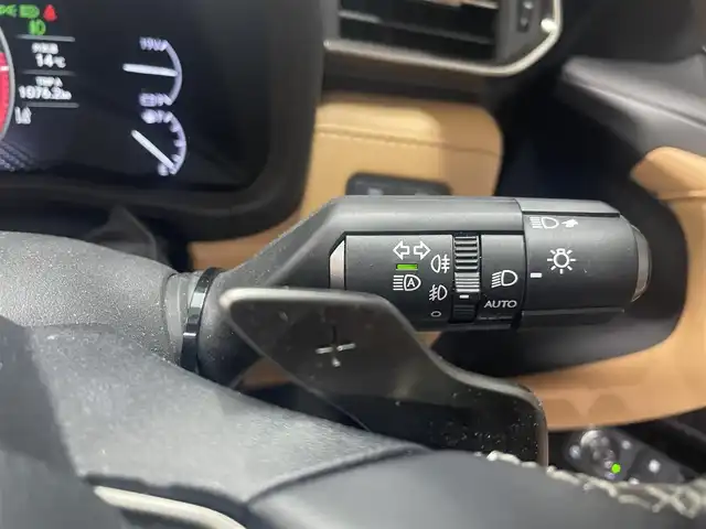 レクサス ＬＸ 600 熊本県 2023(令5)年 3.4万km グラファイトブラックガラスフレーク 禁煙車/サンルーフ/モデリスタエアロ（フロント・サイド・リア）/衝突被害軽減ブレーキ/レーンキープアシスト/純正ナビ/AM/FM/USB/フルセグTV/Bluetooth/AppleCarPlay/ レザーシート/パワーシートD/N/シートメモリー/シートヒーター全席/エアシート全席/全席独立オートエアコン/追従式クルーズコントロール/エアーサスペンション/ヘッドアップディスプレイ/ウッドコンビ本革巻きステアリング/指紋認証セキュリティー/ステアリングリモコン/パドルシフト/オートブレーキホールド/コンソールクールボックス/ブラインドスポットモニター/ステアリングヒーター/置くだけ充電/ビルトインETC2.0/床下透過機能/アンビエンスライト/MarkLevinsonスピーカー/TWS22インチアルミホイール/LEDヘッドライト/カーテンエアバッグ/トノカバー/スマートキー/スペアキー、カードキー/保証書/取扱説明書