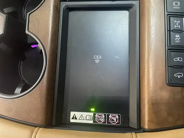 レクサス ＬＸ 600 熊本県 2023(令5)年 3.4万km グラファイトブラックガラスフレーク 禁煙車/サンルーフ/モデリスタエアロ（フロント・サイド・リア）/衝突被害軽減ブレーキ/レーンキープアシスト/純正ナビ/AM/FM/USB/フルセグTV/Bluetooth/AppleCarPlay/ レザーシート/パワーシートD/N/シートメモリー/シートヒーター全席/エアシート全席/全席独立オートエアコン/追従式クルーズコントロール/エアーサスペンション/ヘッドアップディスプレイ/ウッドコンビ本革巻きステアリング/指紋認証セキュリティー/ステアリングリモコン/パドルシフト/オートブレーキホールド/コンソールクールボックス/ブラインドスポットモニター/ステアリングヒーター/置くだけ充電/ビルトインETC2.0/床下透過機能/アンビエンスライト/MarkLevinsonスピーカー/TWS22インチアルミホイール/LEDヘッドライト/カーテンエアバッグ/トノカバー/スマートキー/スペアキー、カードキー/保証書/取扱説明書