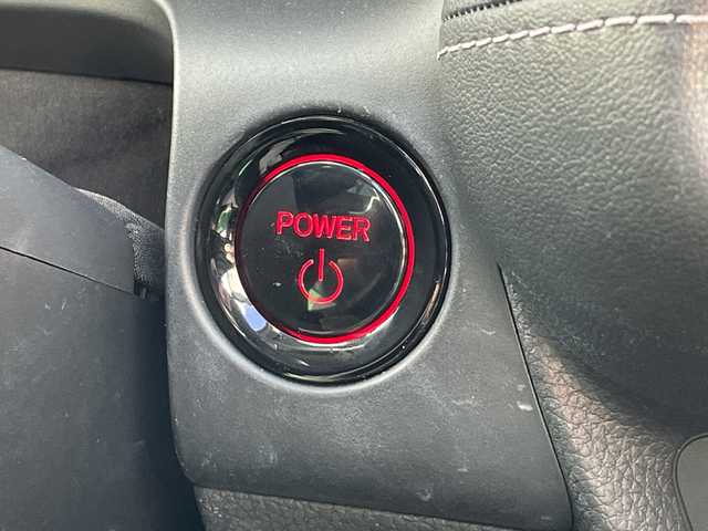 ホンダ ＺＲ－Ｖ ハイブリッド e:HEV Z 新潟県 2023(令5)年 2.2万km プラチナホワイトパール 4WD/純正9インチインターナビ/BT/USB/フルセグテレビ/全方位カメラ/ETC2.0/ドライブレコーダー/衝突被害軽減ブレーキ/レーンキープアシスト/レーダークルーズコントロール/革シート/パワーシート/シートヒーター/ステアリングヒーター/ステアリングスイッチ/パドルシフト/コーナーセンサー/パワーバックドア/BOSEスピーカー/スマートキー/プッシュスタート/LEDヘッドライト/オートライト/オートハイビーム/フォグランプ/純正18インチアルミホイール