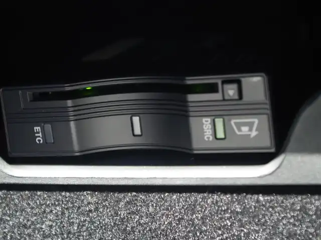 クライスラー・ジープ ジープ グランドチェロキー スターリングエディション 埼玉県 2018(平30)年 6.9万km ダイヤモンドブラッククリスタル 125/110台限定車/ブラックレザーシート/アダプティブクルーズコントロール/デュアルペインパノラミックサンルーフ/CarPlay /ブラインドスポットモニタ- /バック/フロント/左サイドカメラ/Uconnectナビ /ETC /フルセグTV /専用20インチAW /シルバ-ル-フレ-ル/シートヒーター/ステアリングヒーター/エアサス