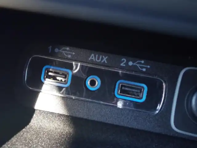 クライスラー・ジープ ジープ グランドチェロキー スターリングエディション 埼玉県 2018(平30)年 6.9万km ダイヤモンドブラッククリスタル 125/110台限定車/ブラックレザーシート/アダプティブクルーズコントロール/デュアルペインパノラミックサンルーフ/CarPlay /ブラインドスポットモニタ- /バック/フロント/左サイドカメラ/Uconnectナビ /ETC /フルセグTV /専用20インチAW /シルバ-ル-フレ-ル/シートヒーター/ステアリングヒーター/エアサス