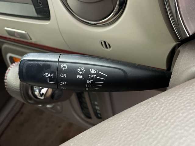 スズキ ラパン ショコラ X 鹿児島県 2014(平26)年 6.5万km シャンパンピンクPM 純正ナビ/(BT/AM/FM/ワンセグTV)/前方ドライブレコーダー/バックカメラ/レザーシート/アイドリングストップ/革巻きステアリング/ウィンカーミラー/ベンチシート/純正フロアマット/オートライト