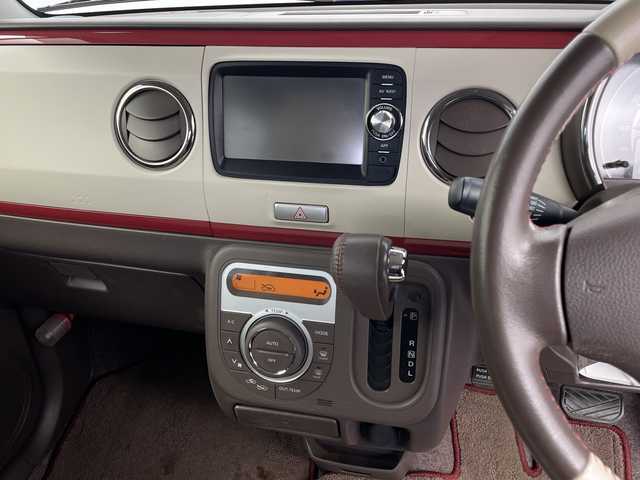 スズキ ラパン ショコラ X 鹿児島県 2014(平26)年 6.5万km シャンパンピンクPM 純正ナビ/(BT/AM/FM/ワンセグTV)/前方ドライブレコーダー/バックカメラ/レザーシート/アイドリングストップ/革巻きステアリング/ウィンカーミラー/ベンチシート/純正フロアマット/オートライト