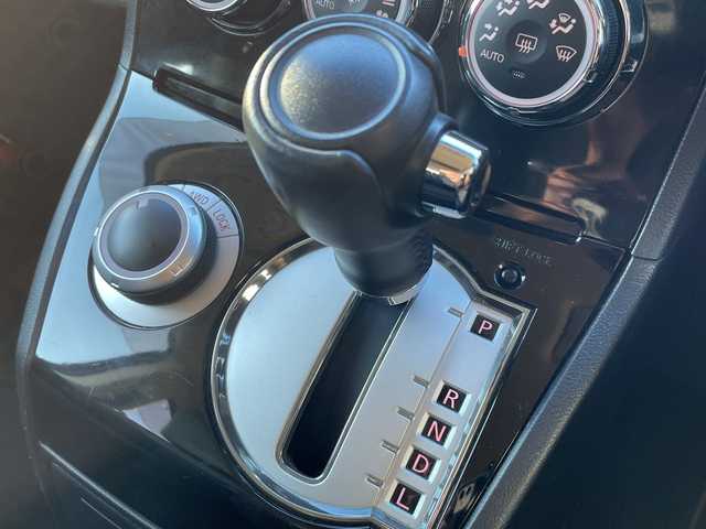 三菱 デリカＤ：５ ジャスパー 茨城県 2018(平30)年 9.4万km ディープシーグリーンメタリック/アイガーグレーメタリック アルパイン製ナビ　/-BT/AM/FM/CD/iPod/アルパイン製フリップダウンモニター　/両側パワースライドドア　/バックカメラ　/クルーズコントロール　/ハーフレザーシート　/D席N席シートヒーター　/D席パワーシート/ドライブレコーダー前後　/パドルシフト　/プッシュスタート　