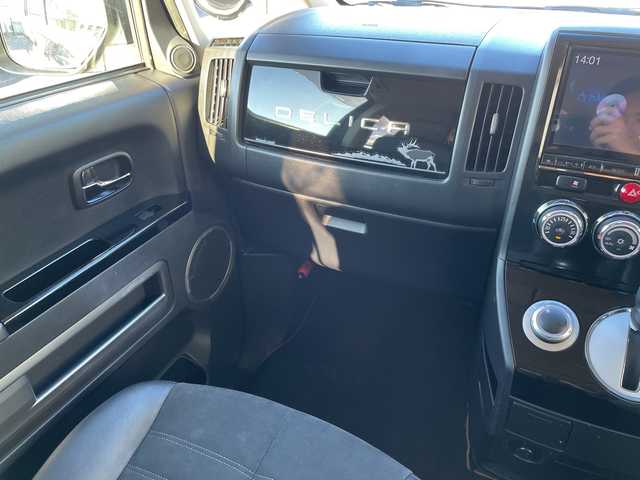 三菱 デリカＤ：５ ジャスパー 茨城県 2018(平30)年 9.4万km ディープシーグリーンメタリック/アイガーグレーメタリック アルパイン製ナビ　/-BT/AM/FM/CD/iPod/アルパイン製フリップダウンモニター　/両側パワースライドドア　/バックカメラ　/クルーズコントロール　/ハーフレザーシート　/D席N席シートヒーター　/D席パワーシート/ドライブレコーダー前後　/パドルシフト　/プッシュスタート　