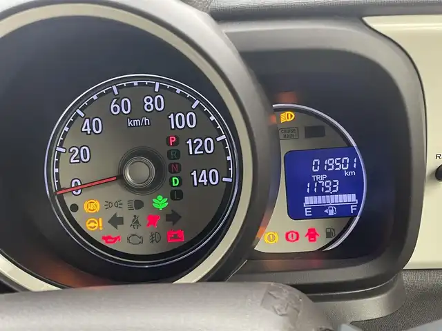ホンダ Ｎ ＯＮＥ スタンダード･L ホワイトクラッシースタイル 茨城県 2019(平31)年 2万km ピーチブロッサムパール 純正メモリナビ&フルセグTV&CD&DVD&USB&BT/衝突軽減ブレーキ/アイドリングストップ/純正前方ドライブレコーダー/前席シートヒーター/ステアリングスイッチ/ベンチシート/バックカメラ/ビルトインETC/LEDヘッドライト/オートライト/電動格納ミラー/ウィンカーミラー/純正ホイールキャップ装着/純正フロアマット/純正ドアバイザー/プッシュスタート/スマートキー