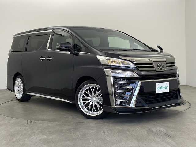 トヨタ ヴェルファイア Z ゴールデンアイズ 兵庫県 2020(令2)年 3万km スパークリングブラックパールクリスタルシャイン ・ワンオーナー車/・純正9インチナビ&TV&BT&USB/・トヨタセーフティセンス/・レーダークルーズコントロール/・レーンディパーチャーアラート/・オートマチックハイビーム/・プリクラッシュセーフティ/・TRDフロントエアロ/・前後コーナーセンサー/・両側パワースライドドア/・パワーバックドア/・ハーフレザーシート/・LEDオートライト/・フォグランプ/・バックカメラ/・純正ビルトインETC/・電動パーキングブレーキ/・社外フロアマット/・社外20インチアルミホイール/・ステアリングリモコン/・スペアキー
