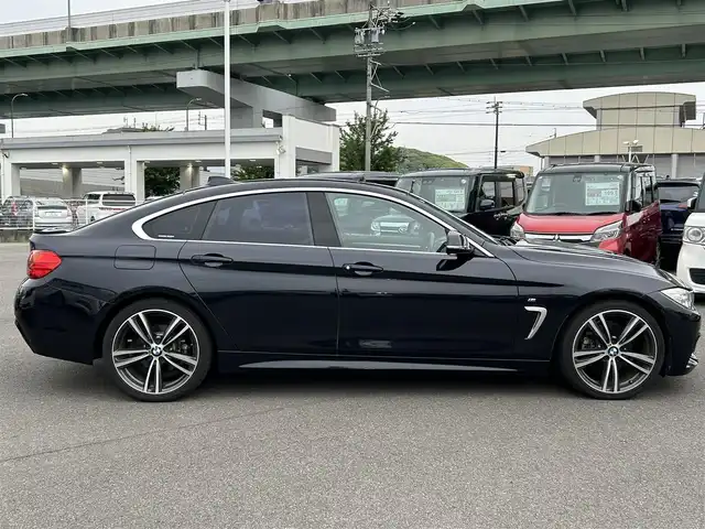 ＢＭＷ ４２０ｉ 愛知県 2016(平28)年 7.2万km 黒 純正ナビ/革シート/シートヒーター/バックカメラ/ＣＤ/ＤＶＤ/ＢＴ/ＵＳＢ・ＡＵＸ/Ｄ・Ｎ席パワーシート/Ｄ席シートメモリー/プッシュスタート/衝突軽減/車線逸脱/パドルシフト/スペアキーあり
