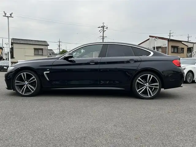 ＢＭＷ ４２０ｉ 愛知県 2016(平28)年 7.2万km 黒 純正ナビ/革シート/シートヒーター/バックカメラ/ＣＤ/ＤＶＤ/ＢＴ/ＵＳＢ・ＡＵＸ/Ｄ・Ｎ席パワーシート/Ｄ席シートメモリー/プッシュスタート/衝突軽減/車線逸脱/パドルシフト/スペアキーあり
