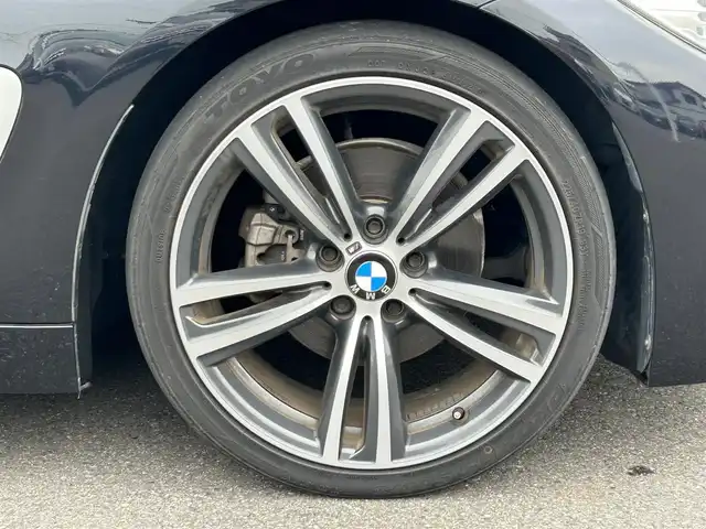 ＢＭＷ ４２０ｉ 愛知県 2016(平28)年 7.2万km 黒 純正ナビ/革シート/シートヒーター/バックカメラ/ＣＤ/ＤＶＤ/ＢＴ/ＵＳＢ・ＡＵＸ/Ｄ・Ｎ席パワーシート/Ｄ席シートメモリー/プッシュスタート/衝突軽減/車線逸脱/パドルシフト/スペアキーあり