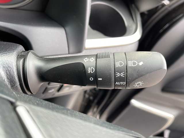 トヨタ アルファード S Cパッケージ 岐阜県 2019(令1)年 10.6万km ブラック 登録時走行距離105538km/純正１１型ＳＤナビ　/フルセグテレビ　/サンルーフ　/両側電動ドア　/エグゼクティブ仕様/デジタルインナーミラー　/純正後席用モニター12.8型　/バックカメラ　/コーナーセンサー前後　/ＬＥＤヘッドライト　/レーダークルーズ　/ビルトインＥＴＣ/電動リアゲート/LEDヘッドライト/パワーシート全席/スマートキー/プッシュスタート/パワーステアリング/パワーウィンドウ/ステアリングヒーター/エアコンWAC/Blue tooth接続/CD・DVD可/SDミュージックサーバー/オットマン助手席・後部座席/ドライブレコーダー前後/社外フロアマット/レザーシート全席/シートヒーター前席/エアシート前席/純正18アルミホイール/ABS/横滑り防止装置/盗難防止装置/オートライト/オートマチックハイビーム/エアバッグW＋サイド/衝突被害軽減システム/カーテンエアバッグ/ウィンカーミラー