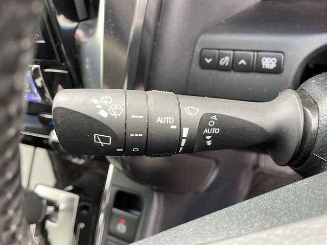 トヨタ アルファード S Cパッケージ 岐阜県 2019(令1)年 10.6万km ブラック 登録時走行距離105538km/純正１１型ＳＤナビ　/フルセグテレビ　/サンルーフ　/両側電動ドア　/エグゼクティブ仕様/デジタルインナーミラー　/純正後席用モニター12.8型　/バックカメラ　/コーナーセンサー前後　/ＬＥＤヘッドライト　/レーダークルーズ　/ビルトインＥＴＣ/電動リアゲート/LEDヘッドライト/パワーシート全席/スマートキー/プッシュスタート/パワーステアリング/パワーウィンドウ/ステアリングヒーター/エアコンWAC/Blue tooth接続/CD・DVD可/SDミュージックサーバー/オットマン助手席・後部座席/ドライブレコーダー前後/社外フロアマット/レザーシート全席/シートヒーター前席/エアシート前席/純正18アルミホイール/ABS/横滑り防止装置/盗難防止装置/オートライト/オートマチックハイビーム/エアバッグW＋サイド/衝突被害軽減システム/カーテンエアバッグ/ウィンカーミラー