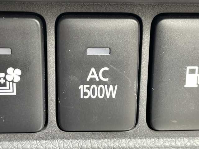 三菱 エクリプス クロス ＰＨＥＶ P 道北・旭川 2020(令2)年 6.1万km チタニウムグレーメタリック ・４ＷＤ/・禁煙車/・純正ナビ/　フルセグ・ＢＴ・ＵＳＢ/・全方位カメラ/・ハーフレザーシート/・前席シートヒーター/・Ｄ席パワーシート/・ラリーアートスタイリンングパッケージ/　フロントアンダーガーニッシュ/　サイドエクステンション/　リヤアンダーガーニッシュ/・スマートキー/・衝突軽減ブレーキ/・車線逸脱警報/・レーダークルーズコントロール/・誤発進抑制機能/・後側方車両検知警報システム/・後退時車両検知警報システム/・ヘッドアップディスプレイ/・１５００Ｗ/・パドルシフト/・LEDオートライト/・オートハイビーム/・ステアリングヒーター/・純正１８インチアルミ/・前後ドライブレコーダー/・ETC/・保証書/・取説