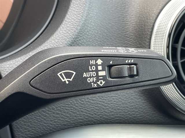 アウディ Ａ３ SB 30TFSI スポーツ 三重県 2020(令2)年 3.5万km グレイシアホワイトメタリック バーチャルCP　/専用半革シート　/カープレイ　/シートヒーター　/パワーシート　/LEDヘッドライト　/純正18インチアルミ　/MMIナビ　/バックカメラ　/Bluetooth　/ETC　/DVD再生　/アシスタンスパッケージ
