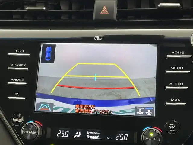 トヨタ カムリ WSレザーパッケージ 岡山県 2019(令1)年 1.7万km ダークブルーマイカM ワンオーナー	/JBLプレミアムサウンドシステム/純正8インチディスプレイオーディオ	/【ナビ/フルセグ/Bluetooth】	/バックカメラ/追従型クルーズコントロール	/オートハイビーム	/LEDヘッドライト（AUTO機能付き）	/ビルトインETC	/前席シートヒーター/前席パワーシート	/運転席パワーシート/パワーバックドア	/衝突軽減ブレーキシステム	/車線逸脱防止システム	/横滑り防止装置	/ブラインドスポットモニター/踏み間違い防止/社外ドライブレコーダー（前後）	/純正18インチアルミ	/コーナーセンサー（前後）	/純正フロアマット	/ステアリングスイッチ/ヘッドアップディスプレイ/シートリフター/ウィンカーミラー/ドアバイザー		/プッシュスタート	/スマートキー×2	/エンジンスターター