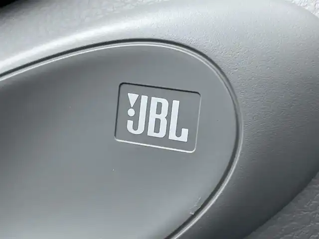 トヨタ カムリ WSレザーパッケージ 岡山県 2019(令1)年 1.7万km ダークブルーマイカM ワンオーナー	/JBLプレミアムサウンドシステム/純正8インチディスプレイオーディオ	/【ナビ/フルセグ/Bluetooth】	/バックカメラ/追従型クルーズコントロール	/オートハイビーム	/LEDヘッドライト（AUTO機能付き）	/ビルトインETC	/前席シートヒーター/前席パワーシート	/運転席パワーシート/パワーバックドア	/衝突軽減ブレーキシステム	/車線逸脱防止システム	/横滑り防止装置	/ブラインドスポットモニター/踏み間違い防止/社外ドライブレコーダー（前後）	/純正18インチアルミ	/コーナーセンサー（前後）	/純正フロアマット	/ステアリングスイッチ/ヘッドアップディスプレイ/シートリフター/ウィンカーミラー/ドアバイザー		/プッシュスタート	/スマートキー×2	/エンジンスターター