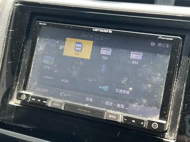 ホンダ フィット 13G F 滋賀県 2017(平29)年 5.9万km タフホワイトⅡ 7型ナビ【CD/DVD/ワンセグ】/バックカメラ/前方ドライブレコーダー/電動格納ミラー/プッシュスタート/スマートキー/ESC/ABS/パワーステアリング/パワーウィンドウ/オートエアコン