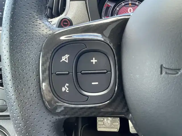 アバルト ５９５ コンペティツィオーネ 埼玉県 2020(令2)年 4万km 黒 ブラウンレザーシート/Ａｐｐｌｅ　Ｃａｒ　Ｐｌａｙ/純正ディスプレイオーディオ/クリアランスソナー/純正１７インチアルミホイール/ＨＩＤヘッドライト/ＥＴＣ