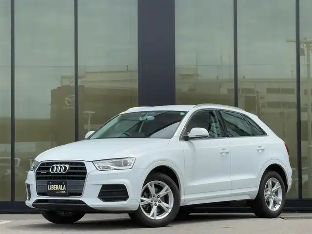 アウディ Ｑ３ 2．0 TFSI クワトロ 180PS 石川県 2016(平28)年 1.7万km パール 純正ナビ/フルセグ/Ｂｌｕｅｔｏｏｔｈ/バックカメラ/クリアランスソナー/ヒルディセントコントロール/アイドリングストップ/純正１７ｉｎｃＡＷ/オートライト/キセノンライト/電動サイドブレーキ