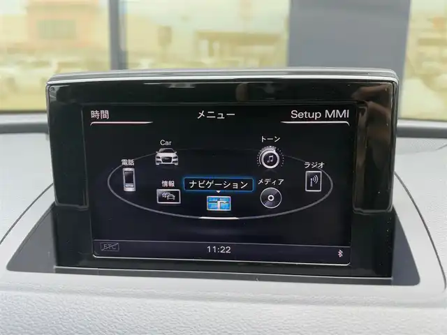 アウディ Ｑ３ 2．0 TFSI クワトロ 180PS 石川県 2016(平28)年 1.7万km パール 純正ナビ/フルセグ/Ｂｌｕｅｔｏｏｔｈ/バックカメラ/クリアランスソナー/ヒルディセントコントロール/アイドリングストップ/純正１７ｉｎｃＡＷ/オートライト/キセノンライト/電動サイドブレーキ