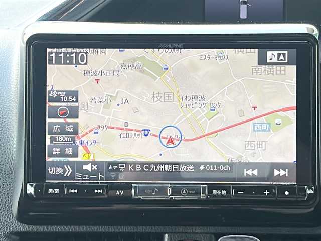 トヨタ エスクァイア Gi 福岡県 2018(平30)年 6.1万km スパークリングブラックパールクリスタルシャイン ・ALPINE9インチナビ/-BT/フルセグTV/CD/DVD/SD/FM/AM/・バックカメラ/・ALPINE10.1インチフリップダウンモニター/・ドラレコ/・ETC/・シートヒーター/・コーナーセンサー/・衝突軽減ブレーキ/・オートライト/・オートハイビーム/・車線逸脱警報/・クルーズコントロール/・アイドリングストップ/・LEDヘッドライト/・両側パワースライドドア/・純正アルミ15インチ/・純正フロアマット