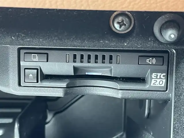 レクサス ＩＳ 300h バージョンL 東京都 2021(令3)年 4.1万km ソニッククォーツ メーカーナビ/全方位カメラ/三眼ヘッドライト/サンルーフ/茶革レザーシート/RSRサスペンション/純正サスペンション積込/モデリスタトランクスポイラー/ETC2.0/ドライブレコーダー前後（TZ-D201）/エアシート/シートヒーター/19インチ純正アルミホイール/LEDヘッドライト/オートライト/オートマチックハイビーム/エアロスタビライジングフィン