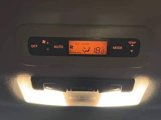 日産 セレナ ハイウェイスターVセレクションⅡ 愛知県 2019(平31)年 3.3万km ダイヤモンドブラック 社外ナビ/フルセグTV・CD・DVD・Bluetooth・SD・HDMI・USB/アラウンドビューモニター/バックカメラ/ハンズフリー両側パワースライドドア/インテリジェントエマージェンシーブレーキ/レーダークルーズコントロール/パーキングアシスト/クリアランスソナー/ビルトインETC/LEDヘッドライト/オートライト/フォグランプ/コムテック製ドライブレコーダー（ZDR-014）/後席USBソケット/シート裏テーブル/スマートキー/プッシュスタート/純正フロアマット/純正ドアバイザー/保証書/整備記録簿/取扱説明書/スペアスマートキー