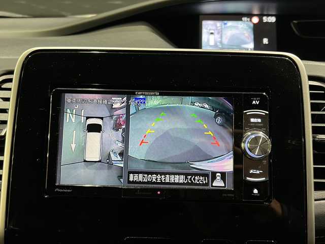 日産 セレナ ハイウェイスターVセレクションⅡ 愛知県 2019(平31)年 3.3万km ダイヤモンドブラック 社外ナビ/フルセグTV・CD・DVD・Bluetooth・SD・HDMI・USB/アラウンドビューモニター/バックカメラ/ハンズフリー両側パワースライドドア/インテリジェントエマージェンシーブレーキ/レーダークルーズコントロール/パーキングアシスト/クリアランスソナー/ビルトインETC/LEDヘッドライト/オートライト/フォグランプ/コムテック製ドライブレコーダー（ZDR-014）/後席USBソケット/シート裏テーブル/スマートキー/プッシュスタート/純正フロアマット/純正ドアバイザー/保証書/整備記録簿/取扱説明書/スペアスマートキー