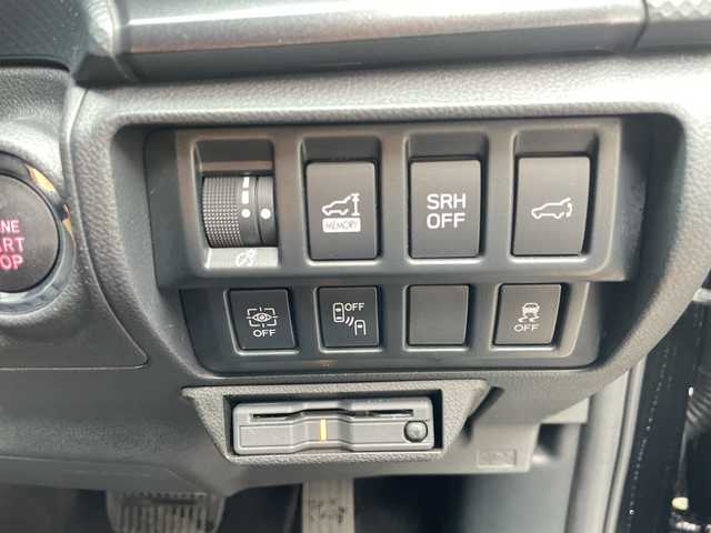 スバル フォレスター ハイブリッド X－エディション 神奈川県 2024(令6)年 1万km クリスタルブラックシリカ ワンオーナー/ドライバーモニタリングシステム/アイサイトX/レーダークルーズコントロール/レーンキープアシスト/ブラインドスポットミラー/純正DIATONE SOUNDナビ/フルセグTV/フロント＋サイド＋バックカメラ/純正ナビ連携前後ドライブレコーダー/パワーバックドア/前席パワーシート/全席シートーヒーター/革巻きステアリング/ステアリングヒーター/パドルシフト/ビルトインETC/純正ドアバイザー/社外フロアマット/荷室トレイマット/カーゴアッパーフック/スマートキー　2本/プッシュスタート/保証書/取扱説明書