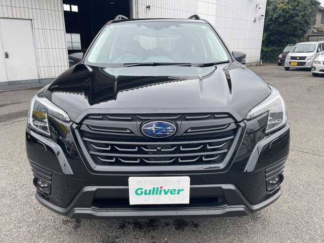 スバル フォレスター ハイブリッド X－エディション 神奈川県 2024(令6)年 1万km クリスタルブラックシリカ ワンオーナー/ドライバーモニタリングシステム/アイサイトX/レーダークルーズコントロール/レーンキープアシスト/ブラインドスポットミラー/純正DIATONE SOUNDナビ/フルセグTV/フロント＋サイド＋バックカメラ/純正ナビ連携前後ドライブレコーダー/パワーバックドア/前席パワーシート/全席シートーヒーター/革巻きステアリング/ステアリングヒーター/パドルシフト/ビルトインETC/純正ドアバイザー/社外フロアマット/荷室トレイマット/カーゴアッパーフック/スマートキー　2本/プッシュスタート/保証書/取扱説明書