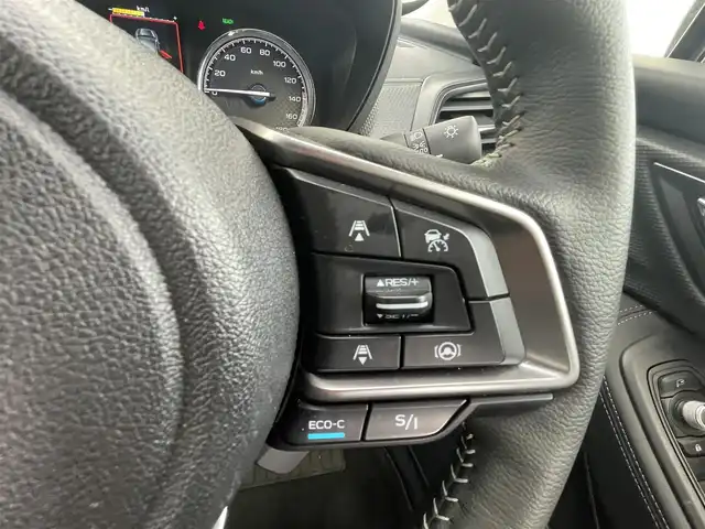 スバル フォレスター ハイブリッド X－エディション 千葉県 2024(令6)年 1.1万km クリスタルブラックシリカ アイサイトセイフティプラス/・衝突軽減ブレーキ/レーンキープアシスト/・レーダークルーズコントロール/アダプティブヘッドライト/・ブラインドスポットモニター/コーナーセンサー(後)/ダイアトーンサウンドナビ/・フルセグ/BT/DVD/CD/USB/バック/サイド/フロントカメラ/ステアリングスイッチ/パドルシフト/ステアリングヒーター/ETC/デジタルインナーミラー/電動パーキングブレーキ/パワーバックドア/ハーフレザーシート/パワーシート(D/N席)/シートヒーター(D/N席)/LEDヘッドライト/オートライト/フォグライト/スマートキー/プッシュスタート/フロアマット/ルーフレール/純正18インチAW