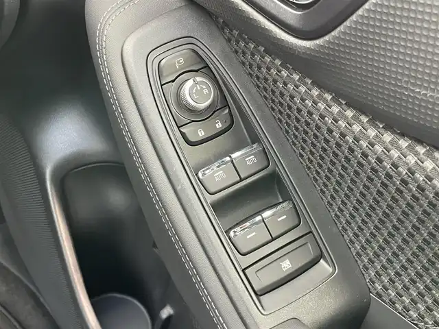 スバル フォレスター ハイブリッド X－エディション 千葉県 2024(令6)年 1.1万km クリスタルブラックシリカ アイサイトセイフティプラス/・衝突軽減ブレーキ/レーンキープアシスト/・レーダークルーズコントロール/アダプティブヘッドライト/・ブラインドスポットモニター/コーナーセンサー(後)/ダイアトーンサウンドナビ/・フルセグ/BT/DVD/CD/USB/バック/サイド/フロントカメラ/ステアリングスイッチ/パドルシフト/ステアリングヒーター/ETC/デジタルインナーミラー/電動パーキングブレーキ/パワーバックドア/ハーフレザーシート/パワーシート(D/N席)/シートヒーター(D/N席)/LEDヘッドライト/オートライト/フォグライト/スマートキー/プッシュスタート/フロアマット/ルーフレール/純正18インチAW