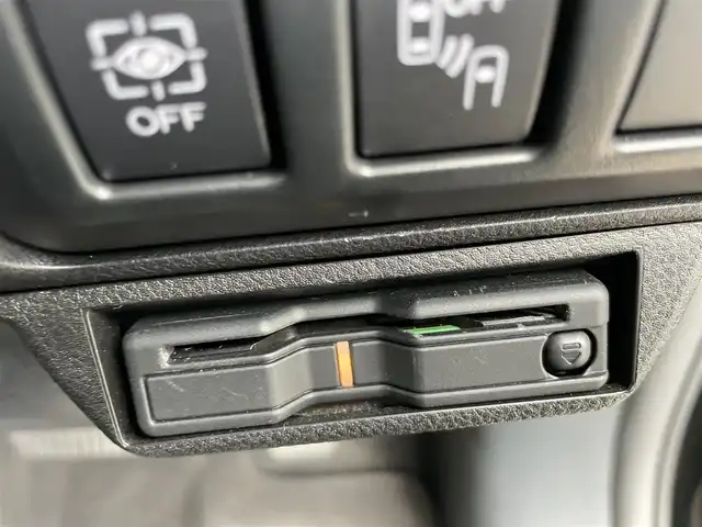 スバル フォレスター ハイブリッド X－エディション 千葉県 2024(令6)年 1.1万km クリスタルブラックシリカ アイサイトセイフティプラス/・衝突軽減ブレーキ/レーンキープアシスト/・レーダークルーズコントロール/アダプティブヘッドライト/・ブラインドスポットモニター/コーナーセンサー(後)/ダイアトーンサウンドナビ/・フルセグ/BT/DVD/CD/USB/バック/サイド/フロントカメラ/ステアリングスイッチ/パドルシフト/ステアリングヒーター/ETC/デジタルインナーミラー/電動パーキングブレーキ/パワーバックドア/ハーフレザーシート/パワーシート(D/N席)/シートヒーター(D/N席)/LEDヘッドライト/オートライト/フォグライト/スマートキー/プッシュスタート/フロアマット/ルーフレール/純正18インチAW