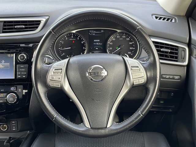 日産 エクストレイル 20X エマージェンシーブレーキ 新潟県 2015(平27)年 7.9万km ブリリアントホワイトパール 4WD/純正SDナビ/CD/DVD/BT/フルセグテレビ/ミュージックサーバー/全方位カメラ/ETC/ドライブレコーダー/衝突被害軽減ブレーキ/レーンキープアシスト/クルーズコントロール/革シート/シートヒーター /ステアリングスイッチ/パワーバックドア/コーナーセンサー/パーキングアシスト/スマートキー/プッシュスタート/LEDヘッドライト/オートライト/フォグランプ/純正17インチアルミホイール