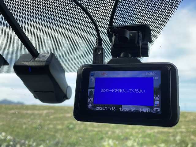 日産 エクストレイル 20X エマージェンシーブレーキ 新潟県 2015(平27)年 7.9万km ブリリアントホワイトパール 4WD/純正SDナビ/CD/DVD/BT/フルセグテレビ/ミュージックサーバー/全方位カメラ/ETC/ドライブレコーダー/衝突被害軽減ブレーキ/レーンキープアシスト/クルーズコントロール/革シート/シートヒーター /ステアリングスイッチ/パワーバックドア/コーナーセンサー/パーキングアシスト/スマートキー/プッシュスタート/LEDヘッドライト/オートライト/フォグランプ/純正17インチアルミホイール