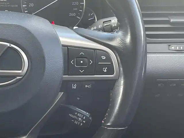 レクサス ＲＸ 450h バージョンL 佐賀県 2017(平29)年 5.9万km ソニッククォーツ サンルーフ/プリクラッシュセーフティ/レーンキープアシスト/レーダークルーズコントロール/レーンキープアシスト/クリアランスソナー/ブラインドスポットモニター/純正メーカーナビ/・パノラミックビューモニター/・フルセグTV/BT/CD/DVD/TVキャンセラー/三眼LEDヘッドライト/ETC2.0/純正20インチAW/茶レザーシート/全席パワーシート/前席シートメモリ/全席シートヒーター/シートベンチレーション/パワーバックドア/社外前後ドラレコ(SDなし動作確認未)/革巻きステアリング/ステアリングヒーター/電動パーキングスイッチ/ヘッドアップディスプレイ/トノカバー/スペアキー×１/カードキー×1/取扱説明書/保証書