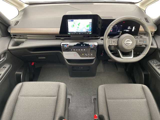 日産 セレナ ハイウェイスター V 愛知県 2024(令6)年 0.9万km プリズムホワイト プロパイロット/9型ナビ/全方位カメラ/両側パワースライドドア/レーダークルーズコントロール/バックカメラ/ハンズフリースライドドア/コーナーセンサー/純正アルミホイール/ＥＴＣ/ブラインドスポットモニター/LEDヘッドライト/パドルシフト/インテリジェントミラー/リアオートエアコン/オートマチックハイビーム/ドライブレコーダー/衝突軽減システム/フルセグ/CD DVD/Bluetooth/ステアリングスイッチ/スマートキー/プッシュスタート