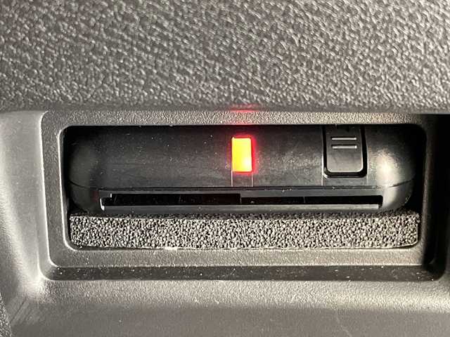 日産 セレナ ハイウェイスター V 愛知県 2024(令6)年 0.9万km プリズムホワイト プロパイロット/9型ナビ/全方位カメラ/両側パワースライドドア/レーダークルーズコントロール/バックカメラ/ハンズフリースライドドア/コーナーセンサー/純正アルミホイール/ＥＴＣ/ブラインドスポットモニター/LEDヘッドライト/パドルシフト/インテリジェントミラー/リアオートエアコン/オートマチックハイビーム/ドライブレコーダー/衝突軽減システム/フルセグ/CD DVD/Bluetooth/ステアリングスイッチ/スマートキー/プッシュスタート