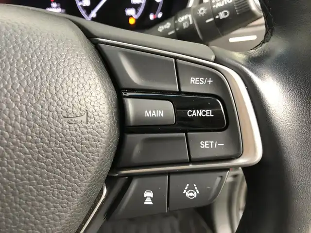 ホンダ オデッセイ ハイブリッド e:HEVアブソルート EX 愛知県 2021(令3)年 2.1万km プレミアムヴィーナスブラックP 10インチ純正ナビ/フリップダウンモニター　/アラウンドビューモニター　/衝突軽減ブレーキ　/ＨＤＭＩ/USB/レーダークルーズコントロール/ジェスチャーコントロール/BSM/電子パーキング　/オートホールド　/ハーフレザー　/パワーシート　/ビルトインＥＴＣ　/ドライブレコーダー/パワースライドドア/アルミホイール/LEDライト/オートハイビーム