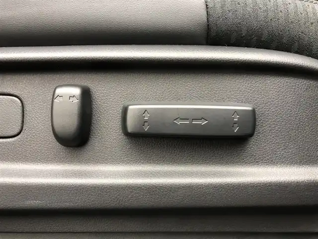 ホンダ オデッセイ ハイブリッド e:HEVアブソルート EX 愛知県 2021(令3)年 2.1万km プレミアムヴィーナスブラックP 10インチ純正ナビ/フリップダウンモニター　/アラウンドビューモニター　/衝突軽減ブレーキ　/ＨＤＭＩ/USB/レーダークルーズコントロール/ジェスチャーコントロール/BSM/電子パーキング　/オートホールド　/ハーフレザー　/パワーシート　/ビルトインＥＴＣ　/ドライブレコーダー/パワースライドドア/アルミホイール/LEDライト/オートハイビーム