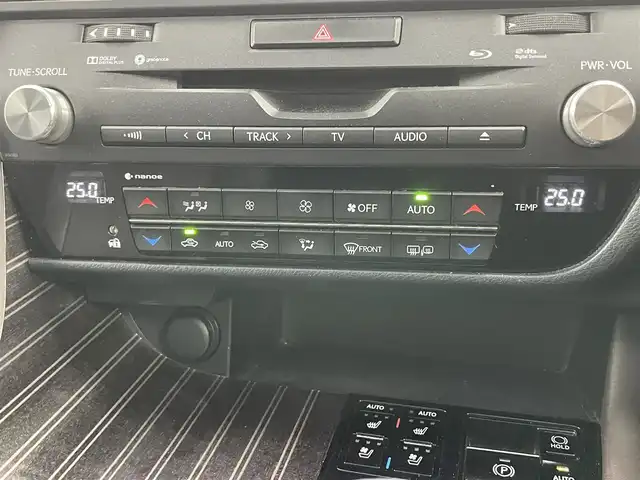 レクサス ＲＸ 200t バージョンL 岡山県 2016(平28)年 8.5万km 黒 純正12.3インチナビ/（CD/BD/DVD/BT/TV)/全方位カメラ/レザーシート/シートベンチレーション/ステアリングヒーター/パワーバックドア/サンルーフ/HUD/BSM/スペアタイヤ