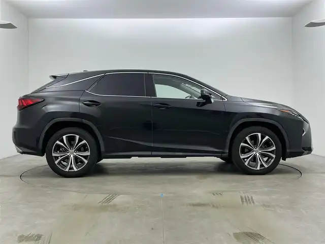 レクサス ＲＸ 200t バージョンL 岡山県 2016(平28)年 8.5万km 黒 純正12.3インチナビ/（CD/BD/DVD/BT/TV)/全方位カメラ/レザーシート/シートベンチレーション/ステアリングヒーター/パワーバックドア/サンルーフ/HUD/BSM/スペアタイヤ