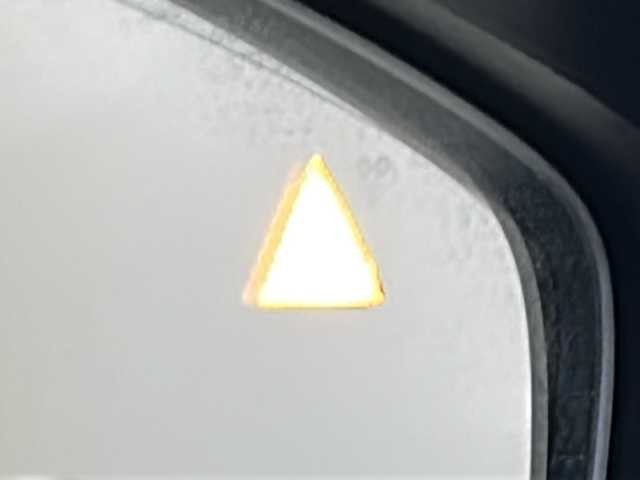 マツダ マツダ３セダン XD Lパッケージ 宮城県 2019(令1)年 6.2万km マシーングレープレミアムM 禁煙車/BOSEサウンド/i-ACTIVSENSE/・アダプティブ・LED・ヘッドライト/・クルージング＆トラフィック・サポート/・ブラインド・スポット・モニタリング/・トラクション・コントロール・システム/・アイ・ストップ/・レーンキープ・アシスト・システム/・スマート・ブレーキ・サポート/ヘッドアップディスプレイ/全周囲カメラ/本革シート/MAZDAコネクトナビ（地図SD無し）/・BT/AM/FM/CD/DVD/USB/HDMI/フルセグTV/ドライブレコーダー/ビルトインETC/電動パーキングブレーキ/オートホールド/前席シートヒーター/運転席パワーシート/シートメモリー/ステアヒーター/革巻きステアリング/ステアリングスイッチ/パドルシフト/プッシュスタート/スマートキー/純正フロアマット/純正18インチアルミホイール/LEDヘッドライト