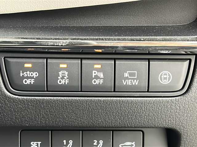 マツダ マツダ３セダン XD Lパッケージ 宮城県 2019(令1)年 6.2万km マシーングレープレミアムM 禁煙車/BOSEサウンド/i-ACTIVSENSE/・アダプティブ・LED・ヘッドライト/・クルージング＆トラフィック・サポート/・ブラインド・スポット・モニタリング/・トラクション・コントロール・システム/・アイ・ストップ/・レーンキープ・アシスト・システム/・スマート・ブレーキ・サポート/ヘッドアップディスプレイ/全周囲カメラ/本革シート/MAZDAコネクトナビ（地図SD無し）/・BT/AM/FM/CD/DVD/USB/HDMI/フルセグTV/ドライブレコーダー/ビルトインETC/電動パーキングブレーキ/オートホールド/前席シートヒーター/運転席パワーシート/シートメモリー/ステアヒーター/革巻きステアリング/ステアリングスイッチ/パドルシフト/プッシュスタート/スマートキー/純正フロアマット/純正18インチアルミホイール/LEDヘッドライト