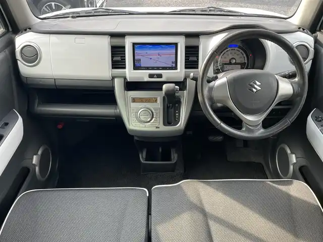 スズキ ハスラー X 岐阜県 2015(平27)年 9.3万km パールホワイト/ブラック2トーンルーフ (株)IDOMが運営する【じしゃロン多治見店】の自社ローン対象車両になります。こちらは現金ご利用時の価格です。自社ローンご希望の方は別途その旨お申付け下さい。/純正メモリーナビ/ワンセグTV・CD・SD・USB/純正ビルトインETC/運転席シートヒーター/シートリフター/純正１５インチアルミホイール/電動格納ドアミラー