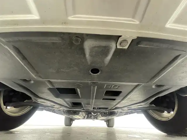 日産 エクストレイル ハイブリッド 20X エクストリーマーXエマージェンシーブレーキ 福島県 2015(平27)年 4.5万km ダークメタルグレー クルーズコントロール/ニッサンインテリジェントモビリティ/エマージェンシーブレーキ/インテリジェントパーキングアシスト/レーンキープアシスト/衝突軽減ブレーキ/BSM/ハイビームアシスト/コーナーセンサー前後/純正7インチSDナビゲーション/・型式：QY-7391PC/・TV/Bluetooth/USB/AUX/CD/DVD/AM・FM/・ETC/・アラウンドビューモニター/・バックカメラ/LEDヘッドライト/・フォグランプ/・オートライト/電動格納ウインカーミラー/革巻きステアリング/・ステアリングスイッチ/レザーシート/前席シートヒーター/前席エアシート/プッシュスタート/・スマートキー/４WD/ルーフレール/純正フロアマット