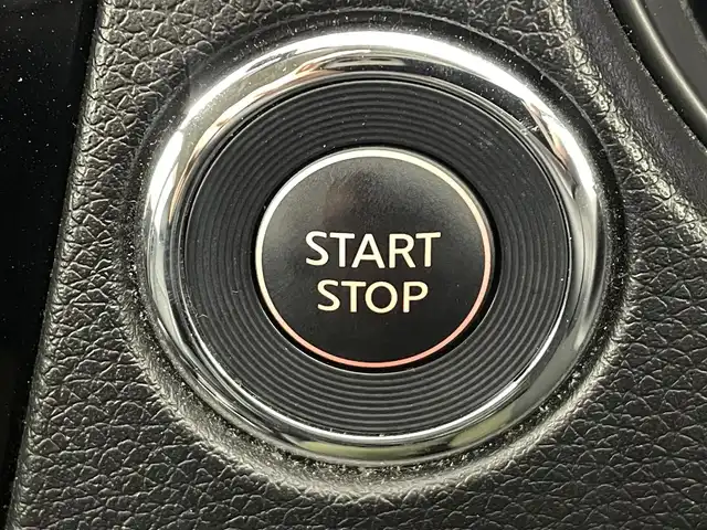 日産 エクストレイル ハイブリッド 20X エクストリーマーXエマージェンシーブレーキ 福島県 2015(平27)年 4.5万km ダークメタルグレー クルーズコントロール/ニッサンインテリジェントモビリティ/エマージェンシーブレーキ/インテリジェントパーキングアシスト/レーンキープアシスト/衝突軽減ブレーキ/BSM/ハイビームアシスト/コーナーセンサー前後/純正7インチSDナビゲーション/・型式：QY-7391PC/・TV/Bluetooth/USB/AUX/CD/DVD/AM・FM/・ETC/・アラウンドビューモニター/・バックカメラ/LEDヘッドライト/・フォグランプ/・オートライト/電動格納ウインカーミラー/革巻きステアリング/・ステアリングスイッチ/レザーシート/前席シートヒーター/前席エアシート/プッシュスタート/・スマートキー/４WD/ルーフレール/純正フロアマット